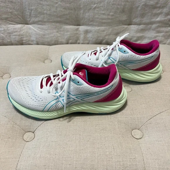 ASICS Running Shoe - Picture 5 of 7